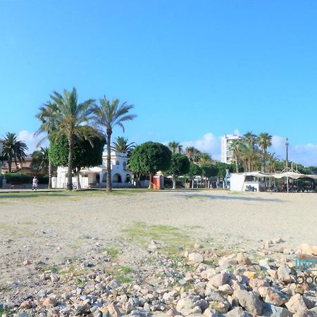 Sun Beach Mediterrani, En Frente Del Mar Камбрильс Экстерьер фото