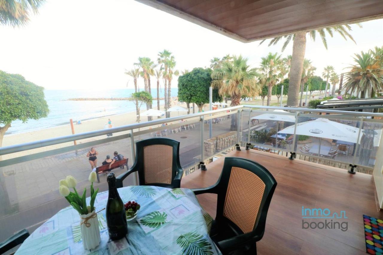 Sun Beach Mediterrani, En Frente Del Mar Камбрильс Экстерьер фото