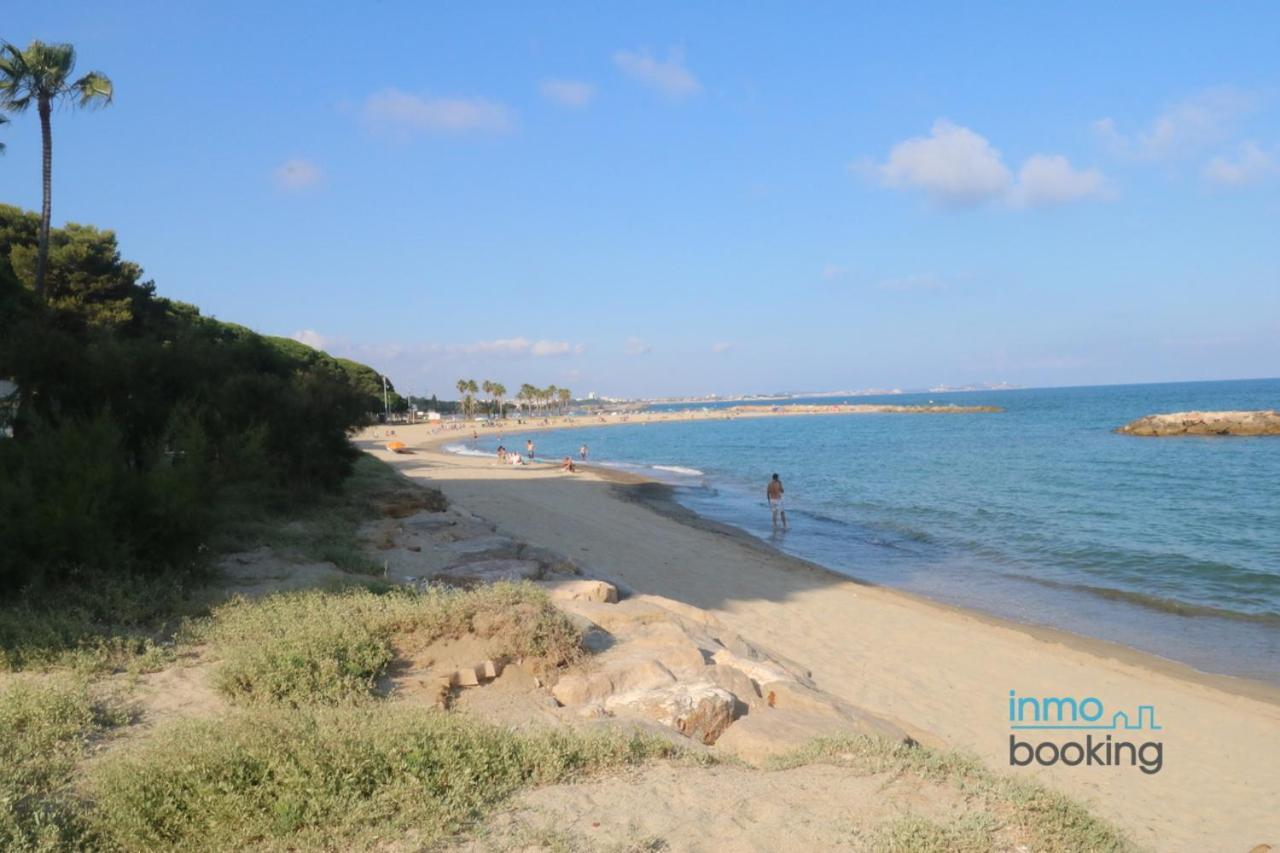 Sun Beach Mediterrani, En Frente Del Mar Камбрильс Экстерьер фото